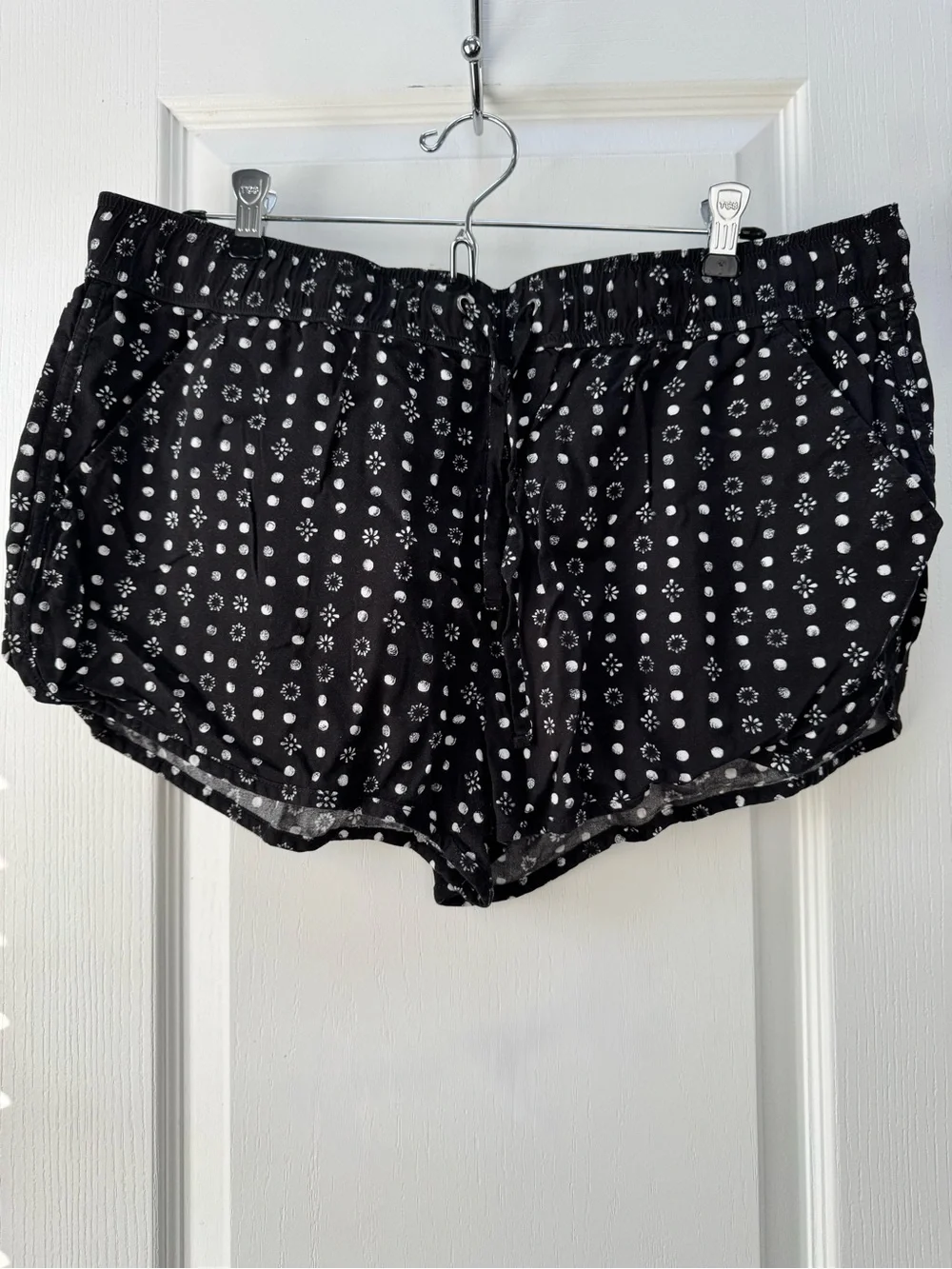 SO Black Printed Elastic Waist Athletic Shorts